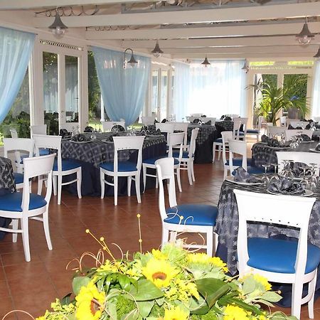 Hotel Costa Azzurra Pulsano Exterior foto