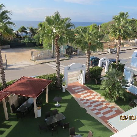 Hotel Costa Azzurra Pulsano Exterior foto