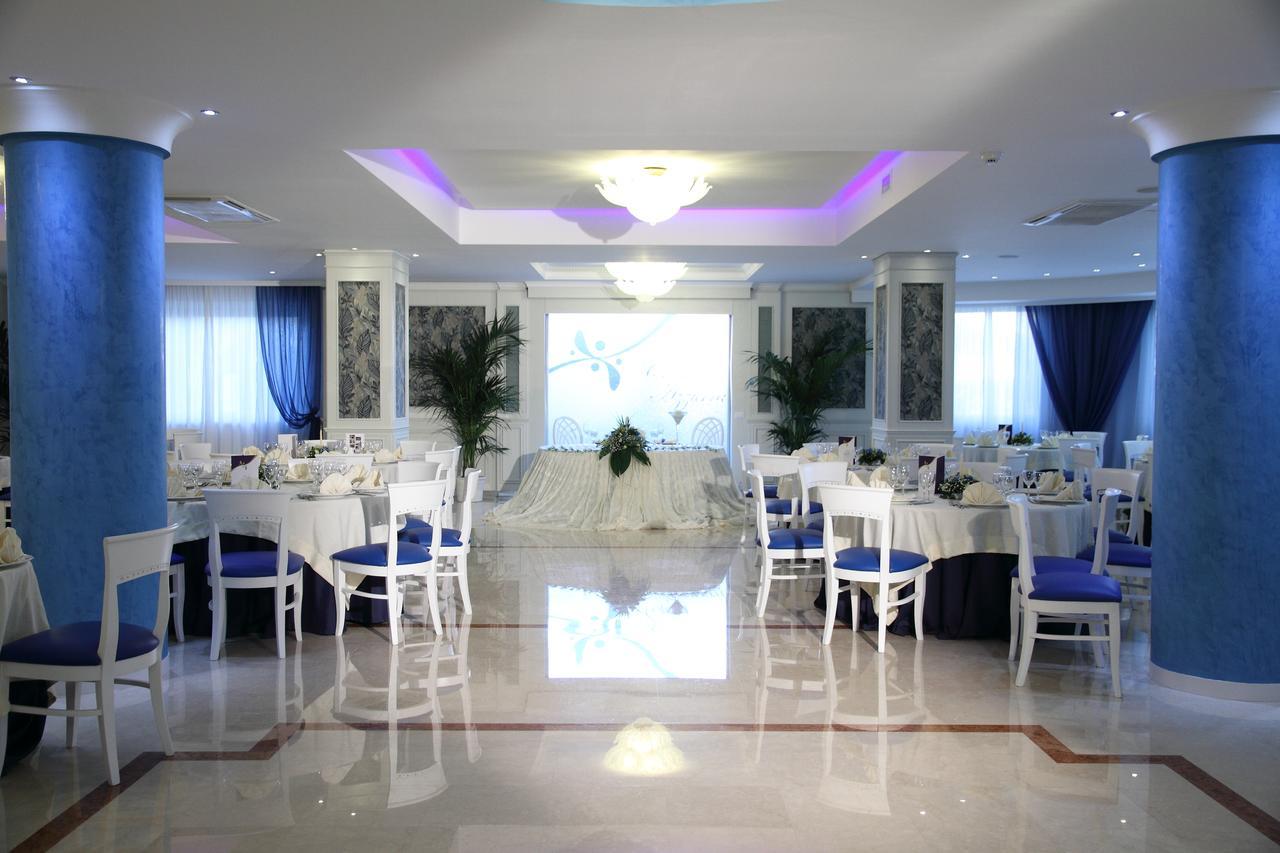Hotel Costa Azzurra Pulsano Exterior foto